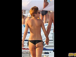 red-hot phat titties bare-breasted inexperienced teenagers bikini Beach spycam